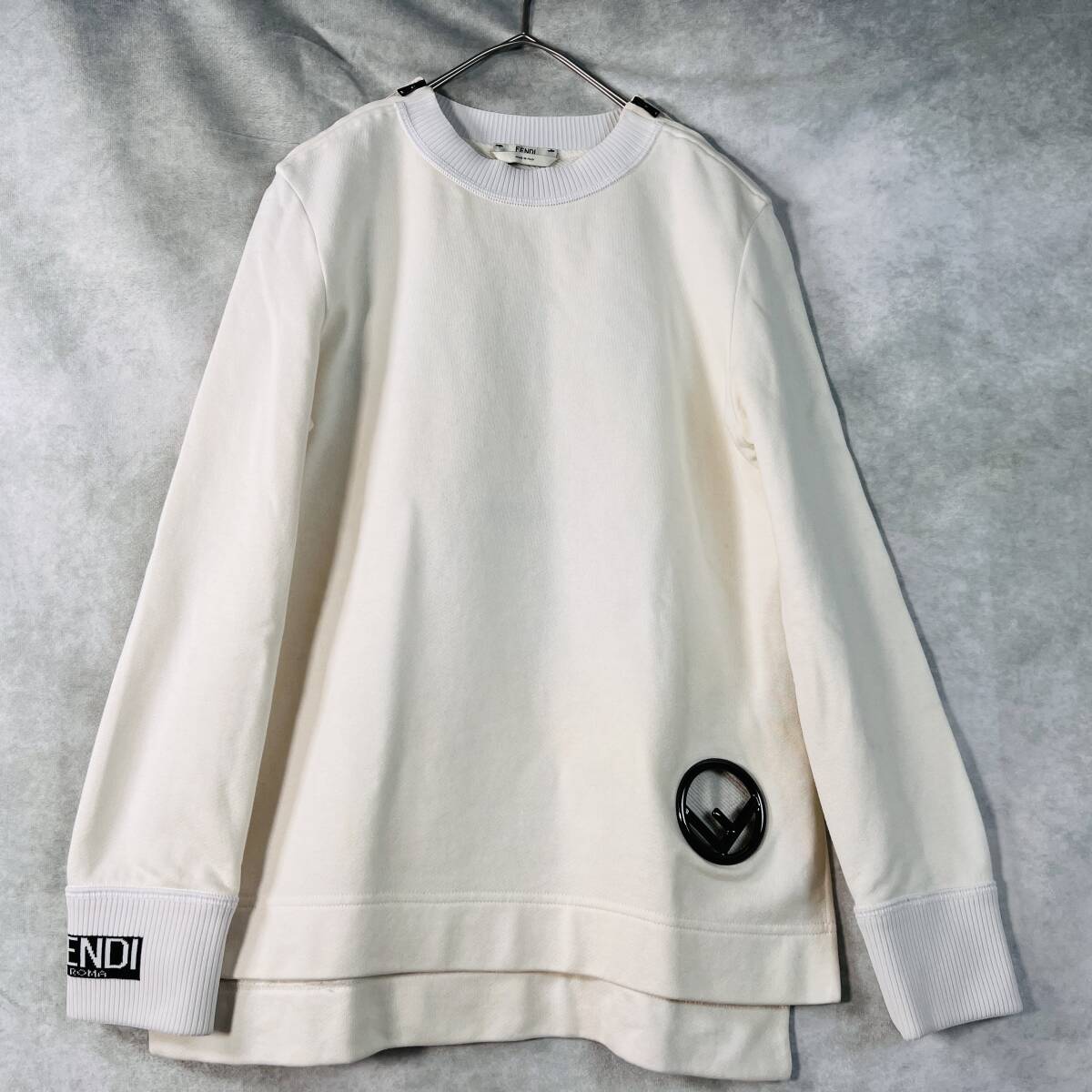 FENDI フェンディ 背面ロゴ スウェット トレーナー 36 白 FF S~M FFパッチ イタリア製拍卖