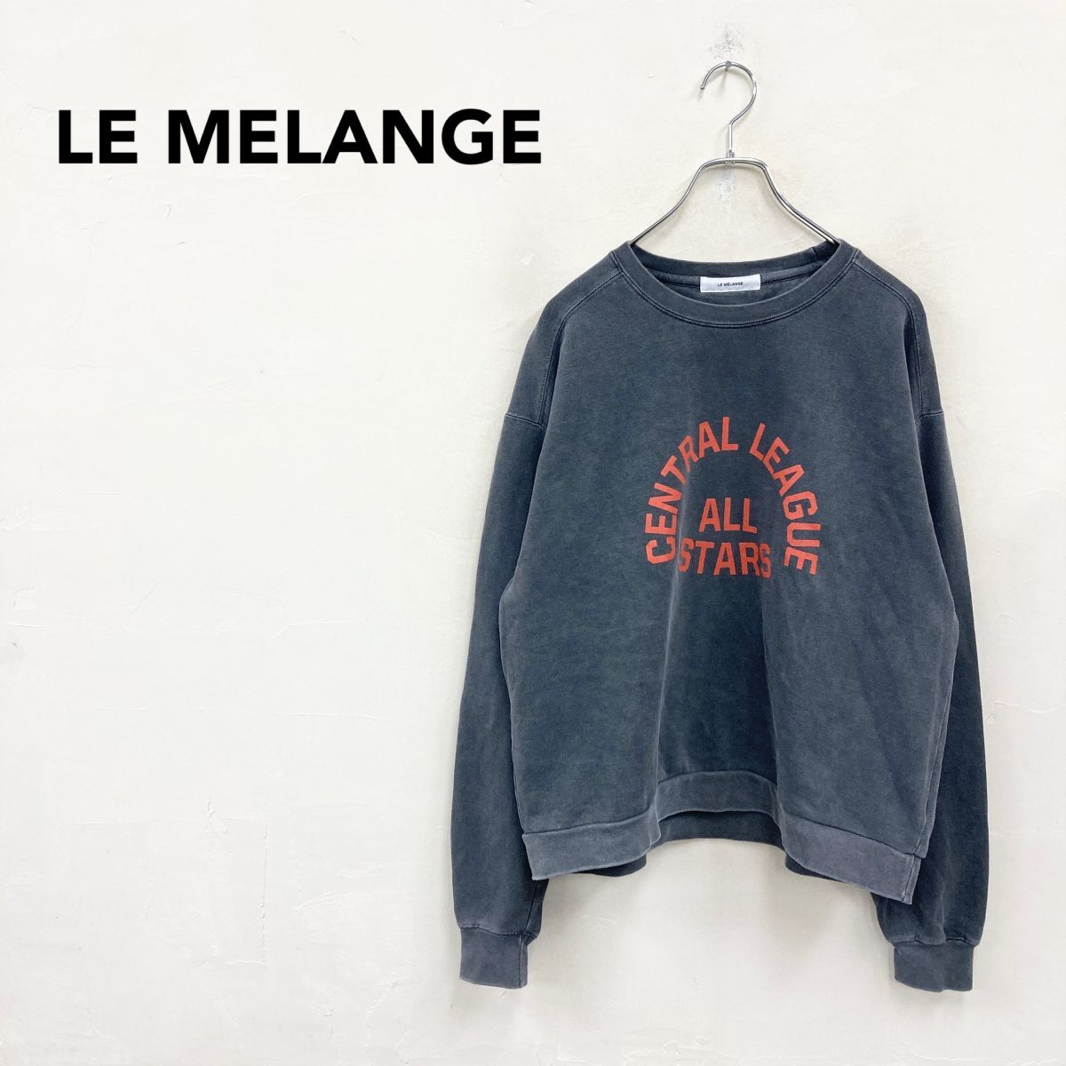 2A2139-K◆LE MELANGE ルメランジュ 長袖トーレーナ◆グレー ヴィンテージ風 裏起毛 ロゴプリント カジュアル オーバーサイズ レディース拍卖