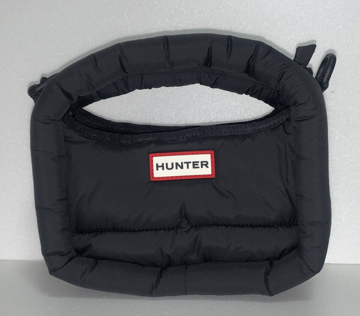 定価15950 新品 本物 HUNTER フレイムド パファー ミニ ホーボー バッグ ハンター UBX3711KBM FS6W拍卖