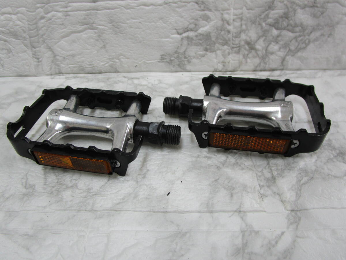 W.26.D.16 TO ☆ フラットペダル wellgo M248DU ブラック、シルバー ペア USED ☆拍卖