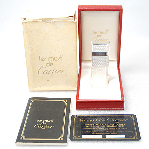 1円~完全売り切り カルティエ CARTIER 5角 ガス ライター シルバーカラー 上等品(17715)拍卖