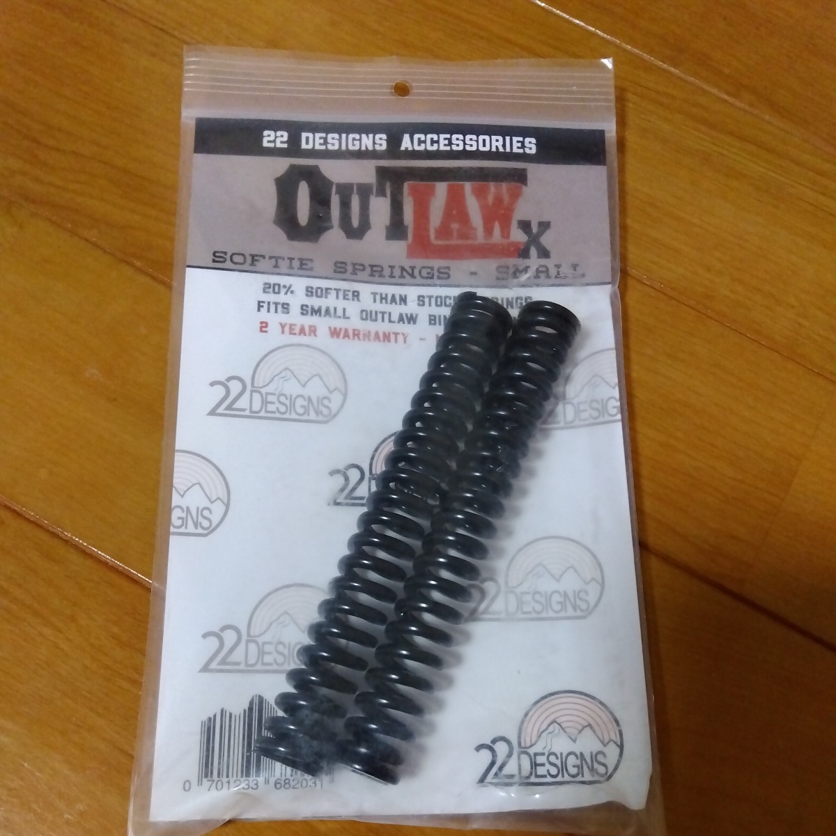 22デザインズ 22designs アウトロー Outlaw X Softie Springs Small ソフティー スプリングス拍卖