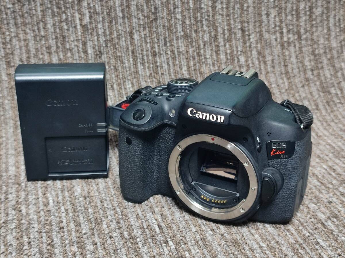 ●Canon EOS Kiss X8i キャノン ボディ デジタル一眼レフカメラ●拍卖