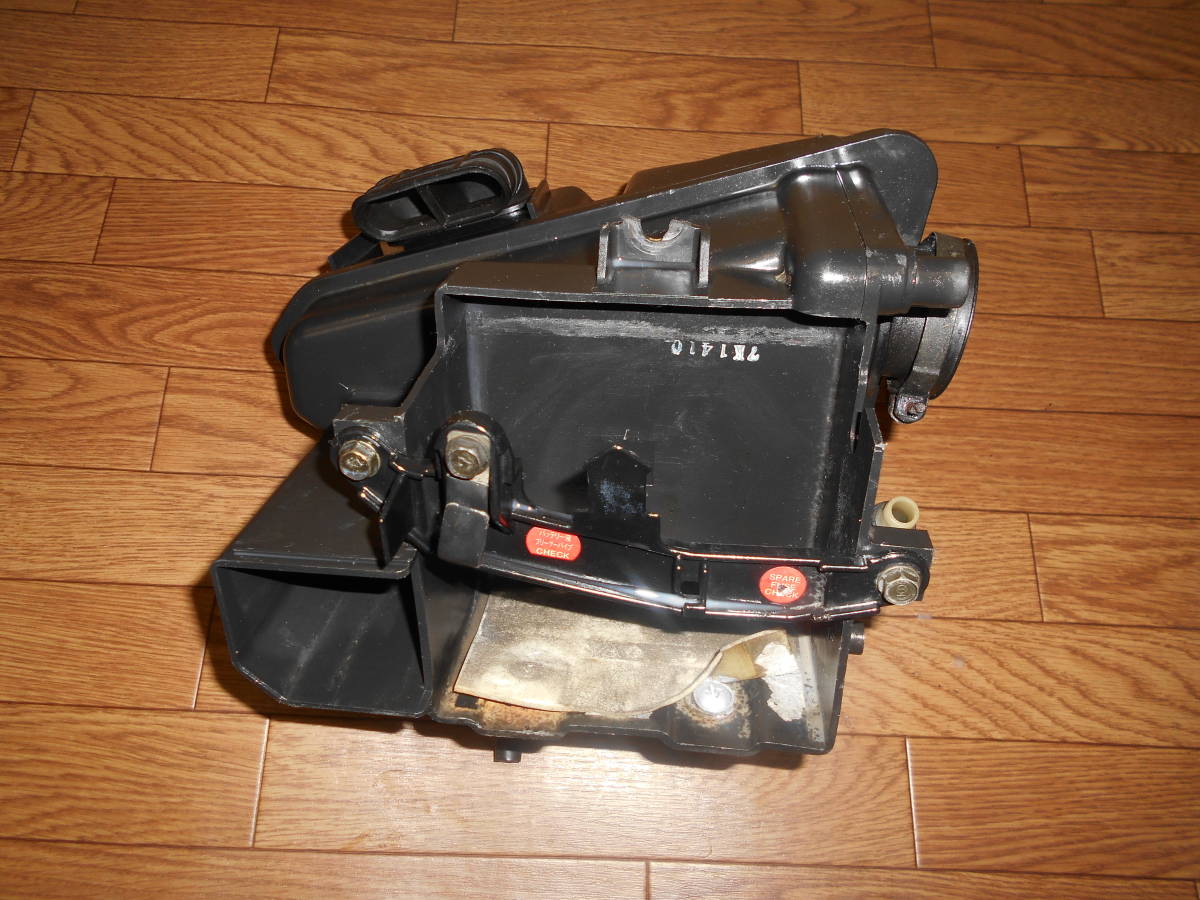 エリミネーター125 BN125A 純正エアクリーナー バッテリーボックス拍卖