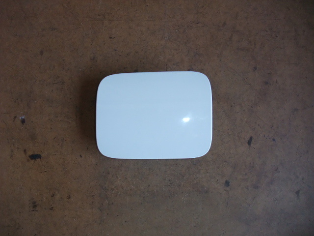 GX90/クレスタ/フューエルリッド/040/白/燃料蓋/燃料ふた/燃料フタ/給油口蓋/給油口ふた/給油口フタ/給油口拍卖