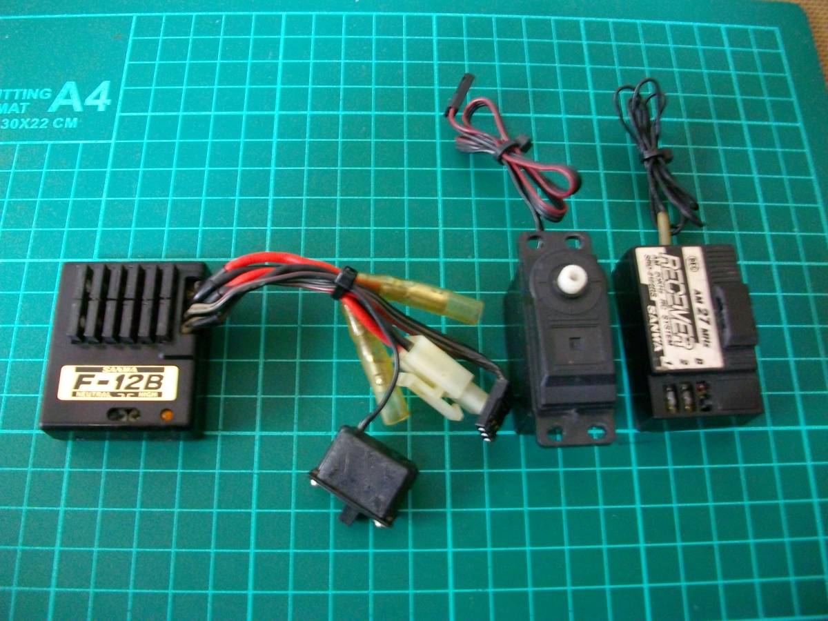 【激安目玉商品】サンワ アンプ/サーボセット(F-12B)クリスタル無 簡易通電動作確認済 一応ジャンク扱 レターパック送料一律!!拍卖