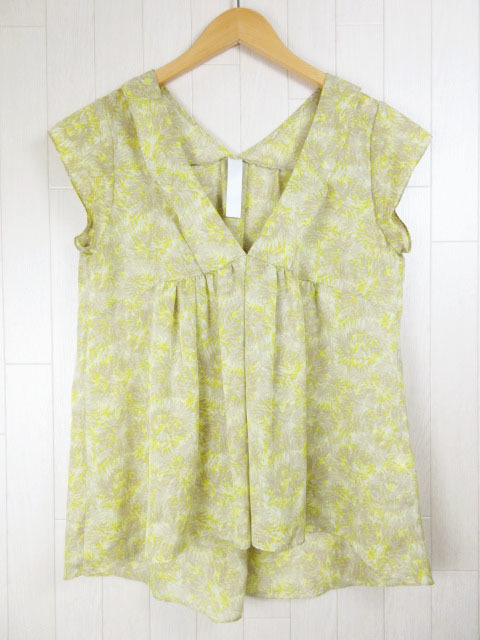 カリテ qualite ブラウス Vネック フレンチスリーブ 総柄 ベージュ イエロー 2拍卖