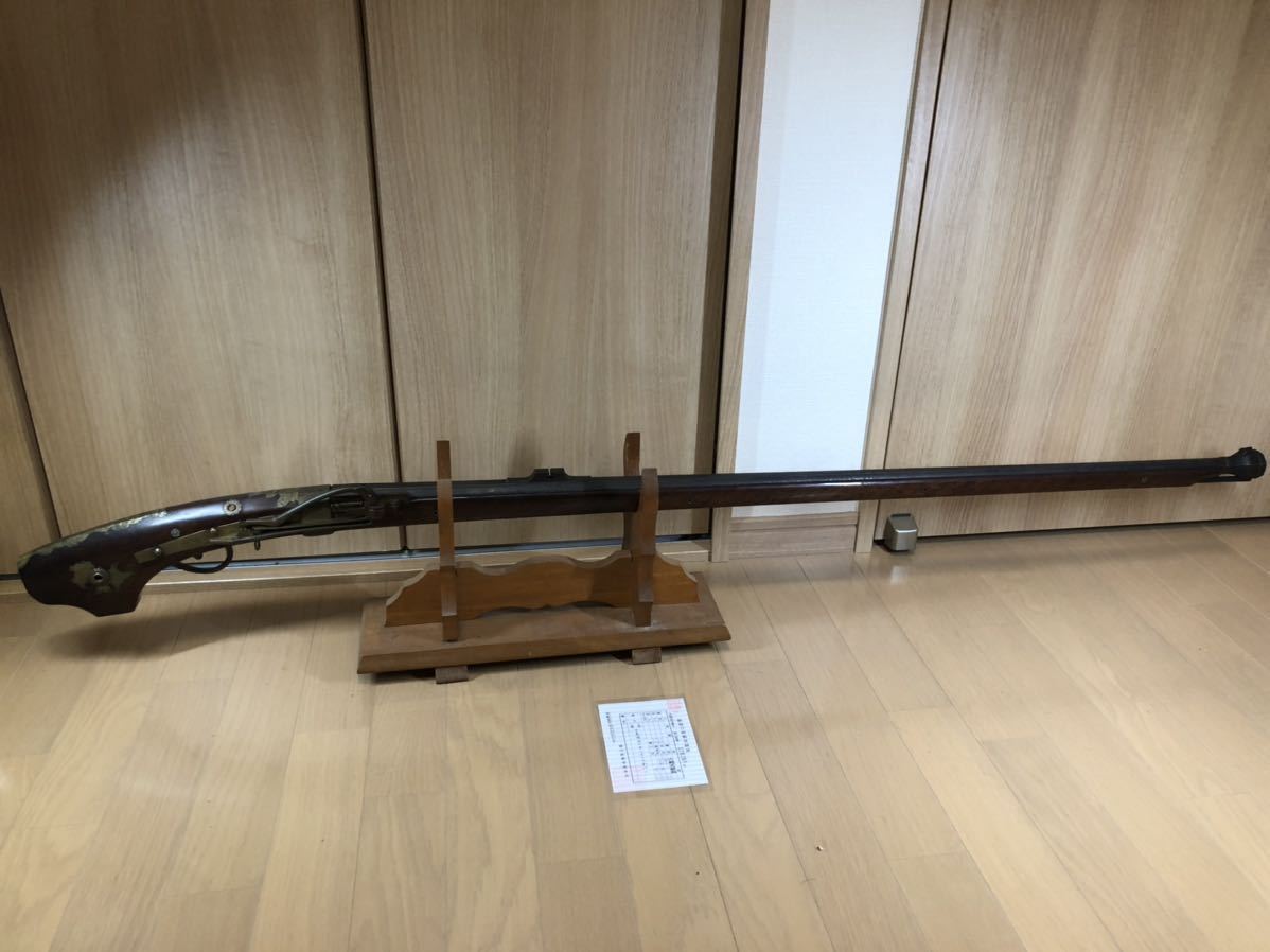 長筒 火縄銃 半巻張摂州井川与三兵衛作 十八 注文筒 らっきょ型 暴れ馬 武士 象嵌 尾栓抜けます 飾り筒拍卖