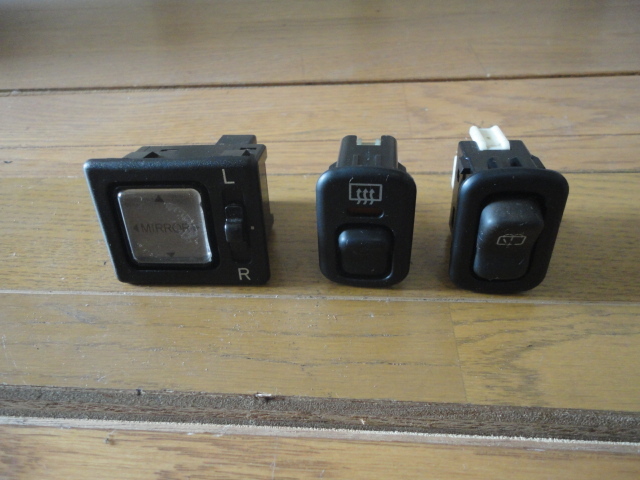 ダイハツ ムーヴカスタムXX L602S 純正ミラースイッチ 熱線スイッチ リアワイパースイッチ 運転席 S/W 3点 後期 【裏ムーヴ拍卖