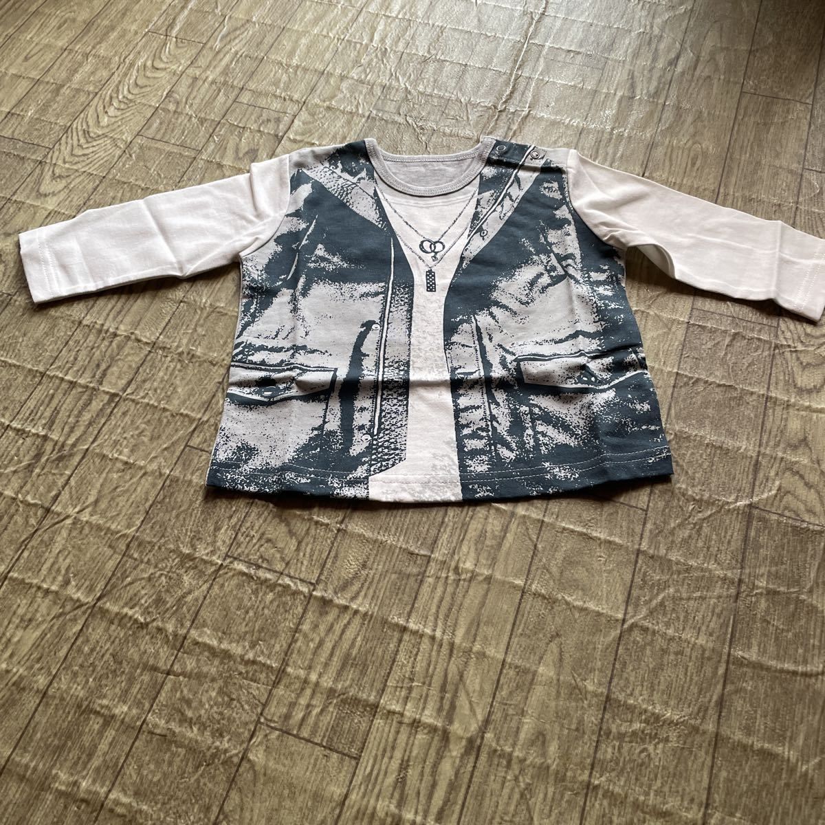 長袖Tシャツ 70cm拍卖