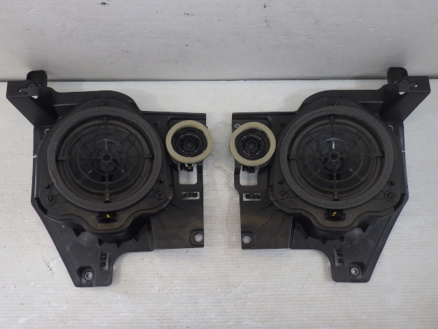 【Y0335】美品 FVCJS アウディ TT クーペ 1.8TFSI Sline 2017年4月 スピーカー 左右セット 8S0 035 411A 8S0 035 399 中古 即決拍卖