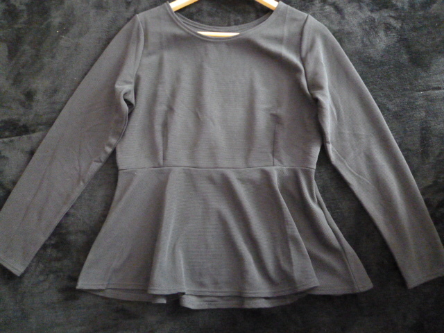 RyuRyu/リュリュ△黒裾フリルぺプラム風カットソーLL/大きいサイズビックサイズブラック長袖トップス色違いボルドーあり△T415拍卖