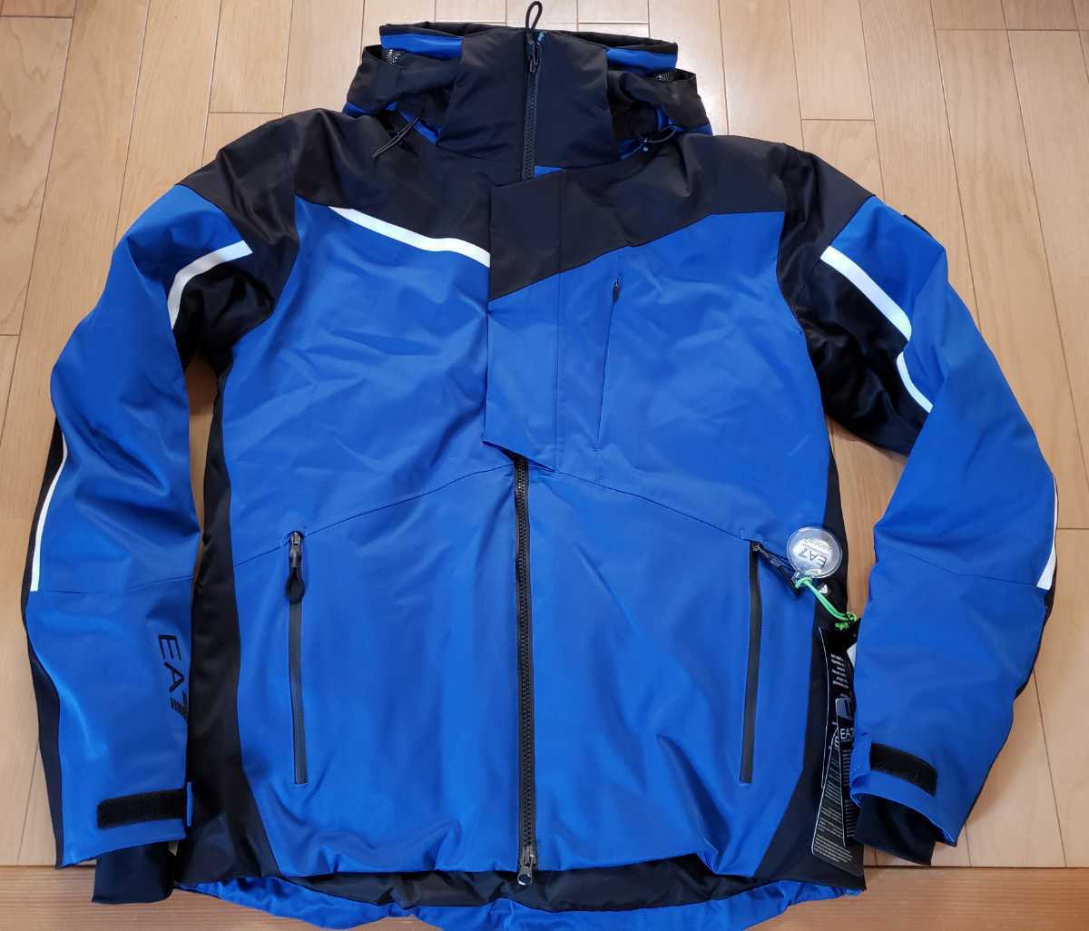 新品未使用 正規店購入 EA7 EMPORIO ARMANI BAMBER JACKET エンポリオ・アルマーニ USA Lサイズ スキージャケット ブルー ブラック ダウンJ拍卖