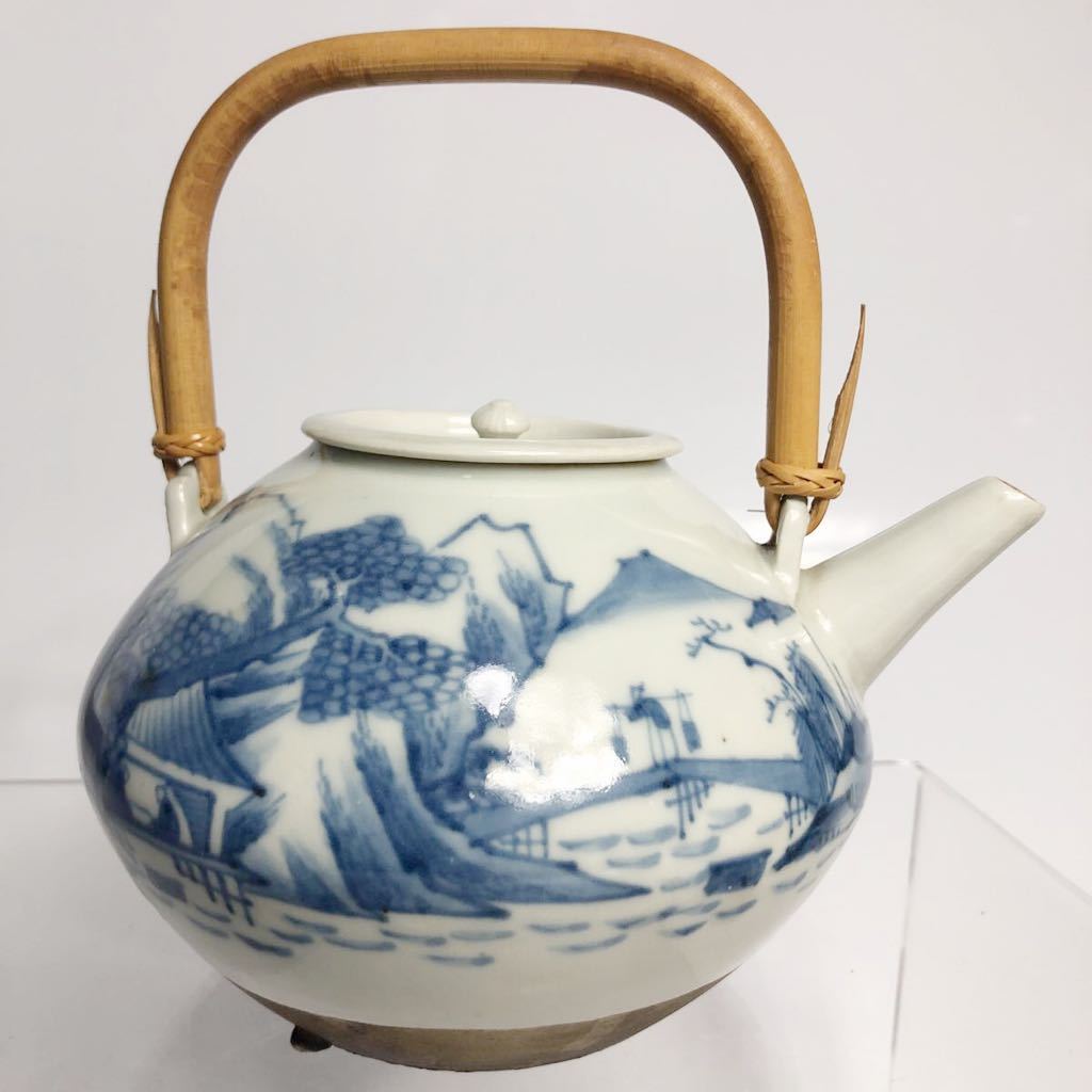 ★ 古陶磁 山水文様 染付 急須 (箱無し)煎茶道具拍卖