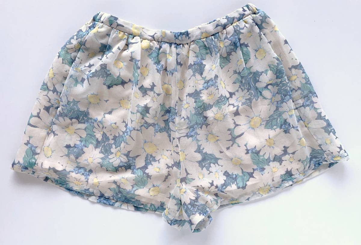 ★送料無料 美品 dazzlin ダズリン ボトムス キュロットスカート 花柄 サイズS レディース 女性用拍卖