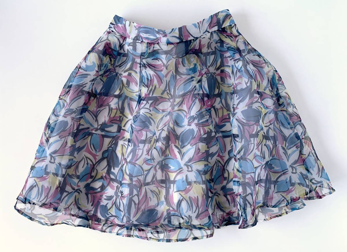 ★送料無料 美品 Lily Brown リリーブラウン ボトムス フレアースカート ブルー系 花柄 サイズF レディース 女性用拍卖