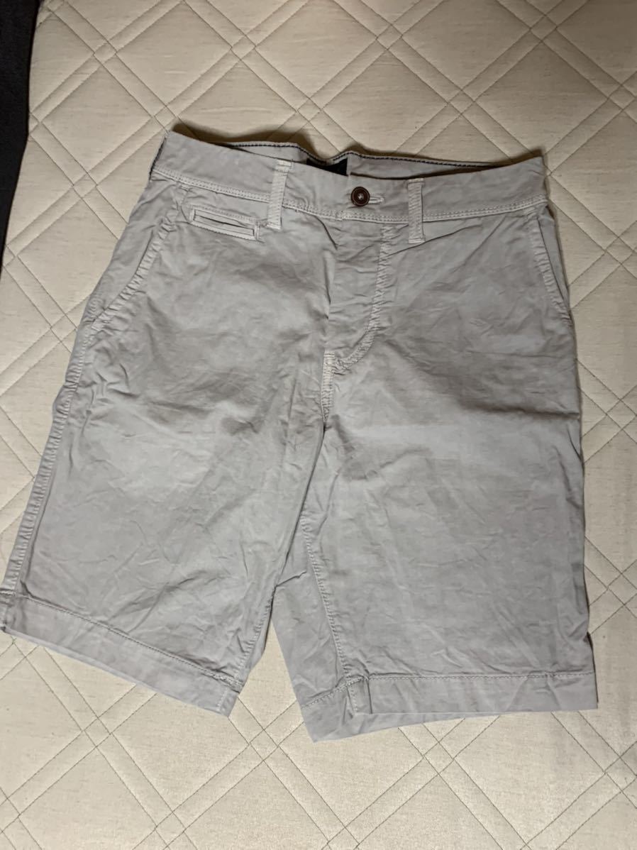 American Eagle アメリカンイーグル ストレッチ ハーフパンツ ライトシルバー 30サイズ拍卖