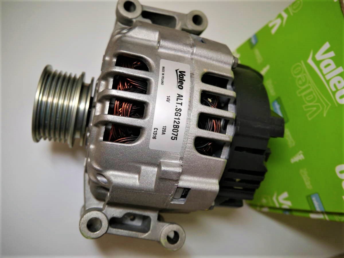 (送料込) アウディ A3 A4 A6 TT・VW ビートル ゴルフ6 パサート ティグアン プーリー付きオルタネーター(ダイナモ) 140A (valeo製新品)拍卖