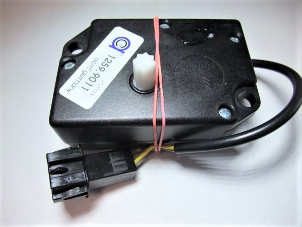 (送料込) SAAB サーブ 9-5 エアコンフラップモーター 内気循環用【サーブ純正・新品】リサーキュレーション拍卖