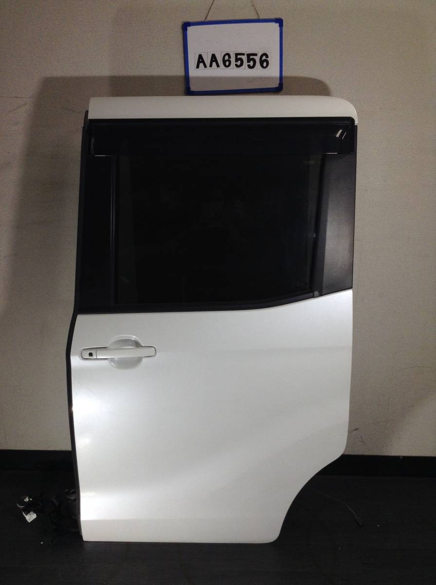 ★★★AA6556★★ B21A 日産 デイズルークス 左(L) リアドア サイドドア ドア W13拍卖