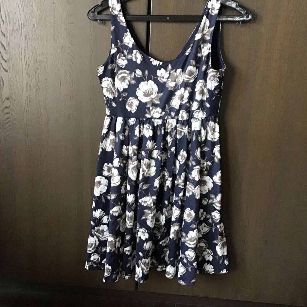 ココディール♪定形外♪新品♪MだがSの方も♪素敵♪高級ストレッチ生地拍卖