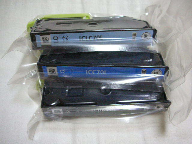 ★新品 EPSON エプソン 純正インクカートリッジ ICLC70L ライトシアン ICC70L シアン ICBK70L ブラック 3個セット★拍卖