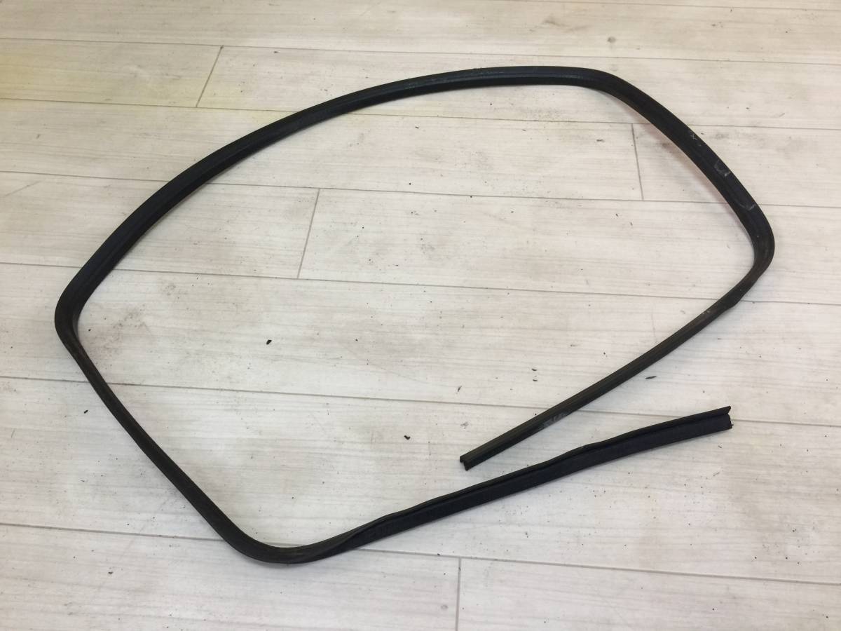 ローバー ミニ XN12A トランク ウェザーストリップ Rover MINI 平成7年拍卖