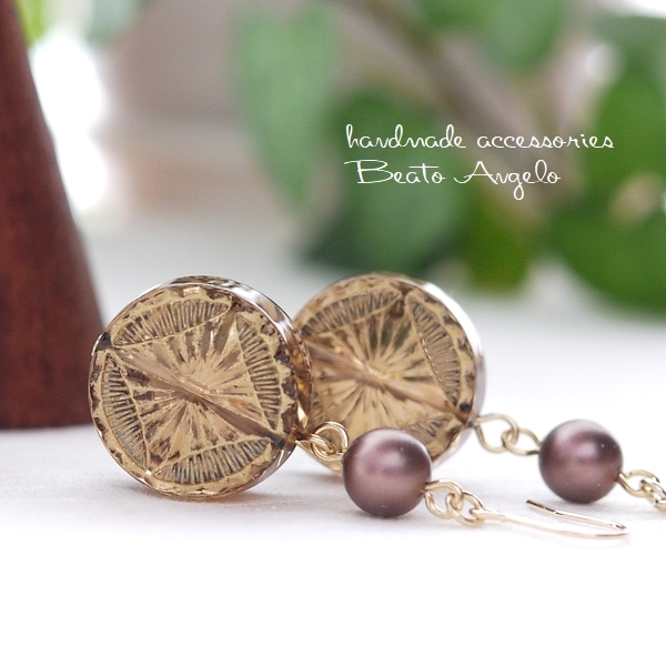 ◇◇+angelo+ドイツビーズ コインとスワロフスキー パールのピアス(p-009)セピア G ライトブラウン拍卖