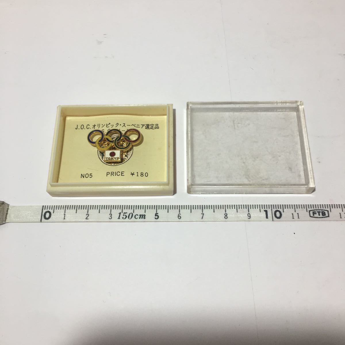 Y2842 【アンティーク】 東京オリンピック1964年 バッジ拍卖