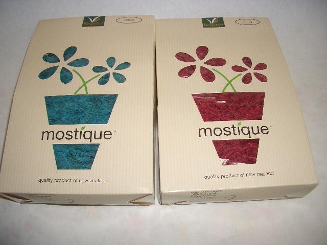 値下げしました カラフルな水苔 モスティーク ニュージーランド産 2個 コバルトブルー ポピーレッド拍卖