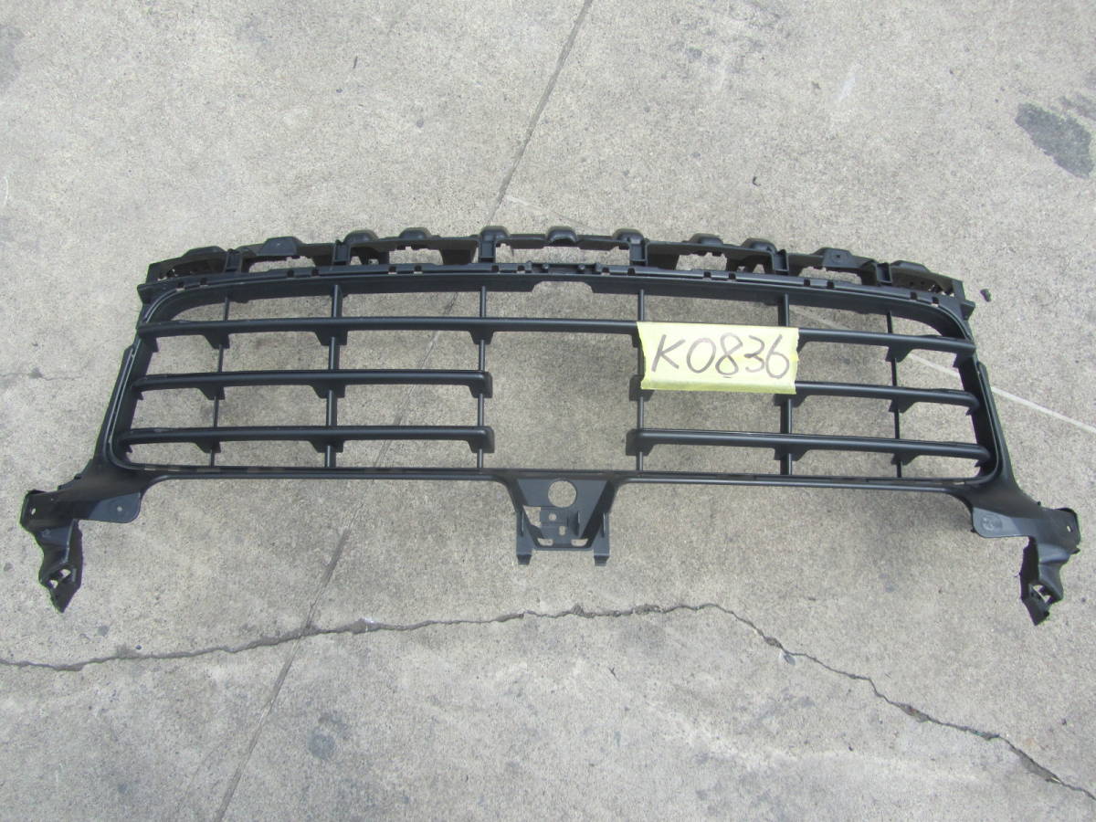 Porscheポルシェ カイエン9Y0 純正 フロントバンパーグリル 9Y0807683A K0836 拍卖