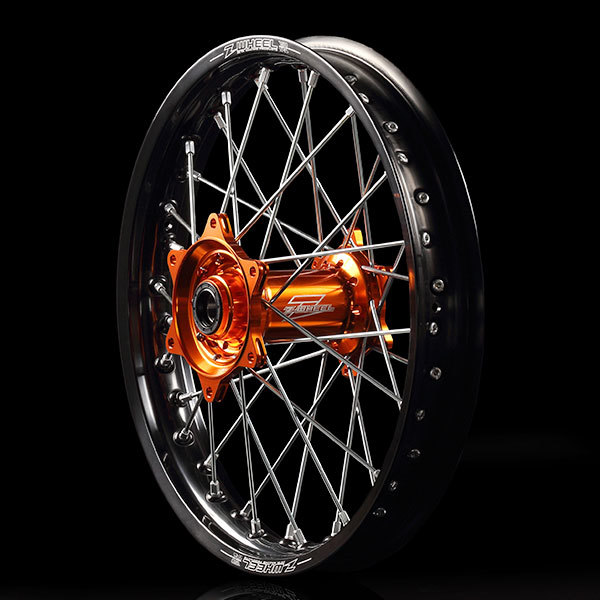 KTM SX/SX-F 125~505 XC/XC-F 150~525 EXC/-F 125~530 XC-W/-F 125~530 レーシングスペック コンプリートホイール 前後セット拍卖