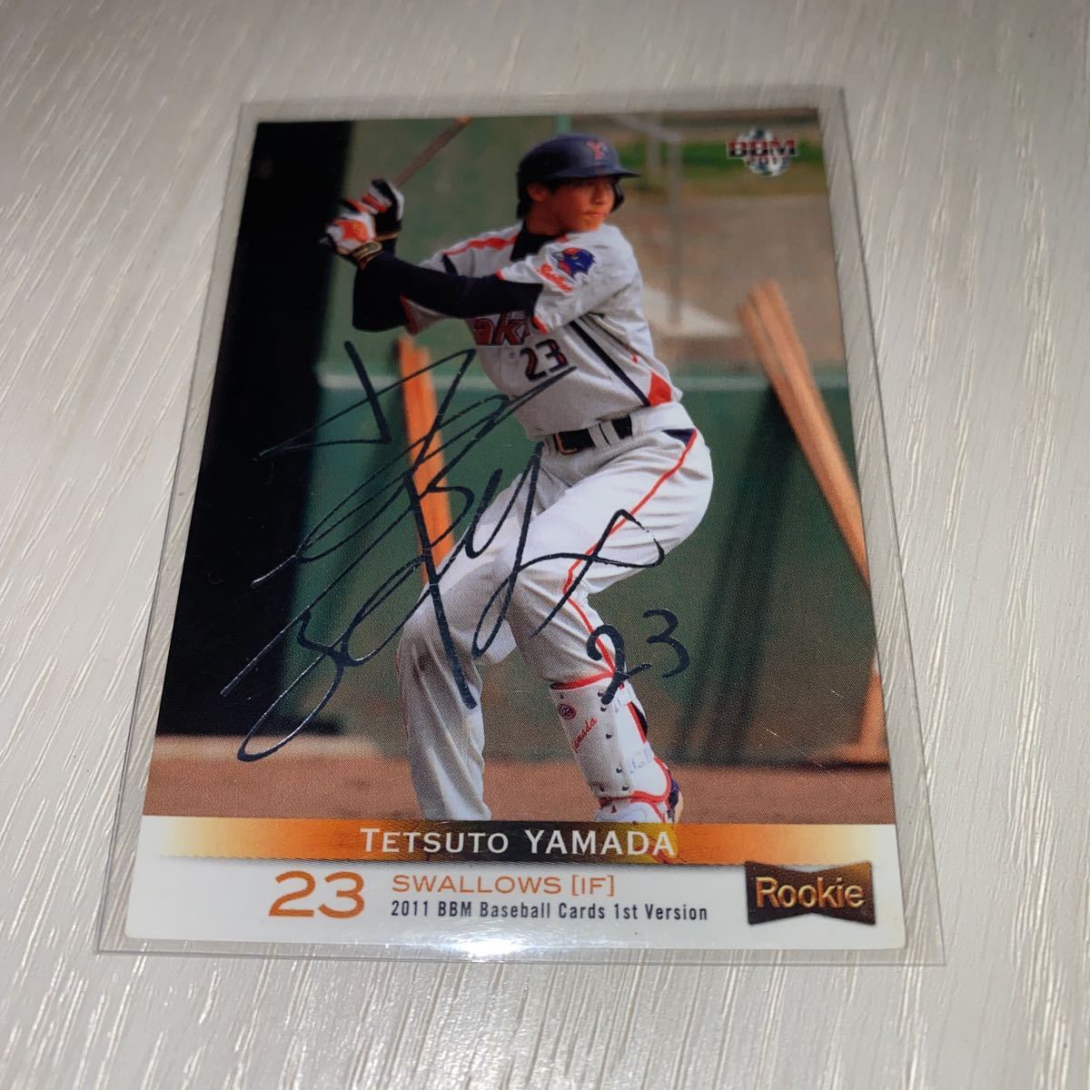 2011 BBM 山田哲人 銀箔サイン RC ルーキーカード ヤクルトスワローズ拍卖