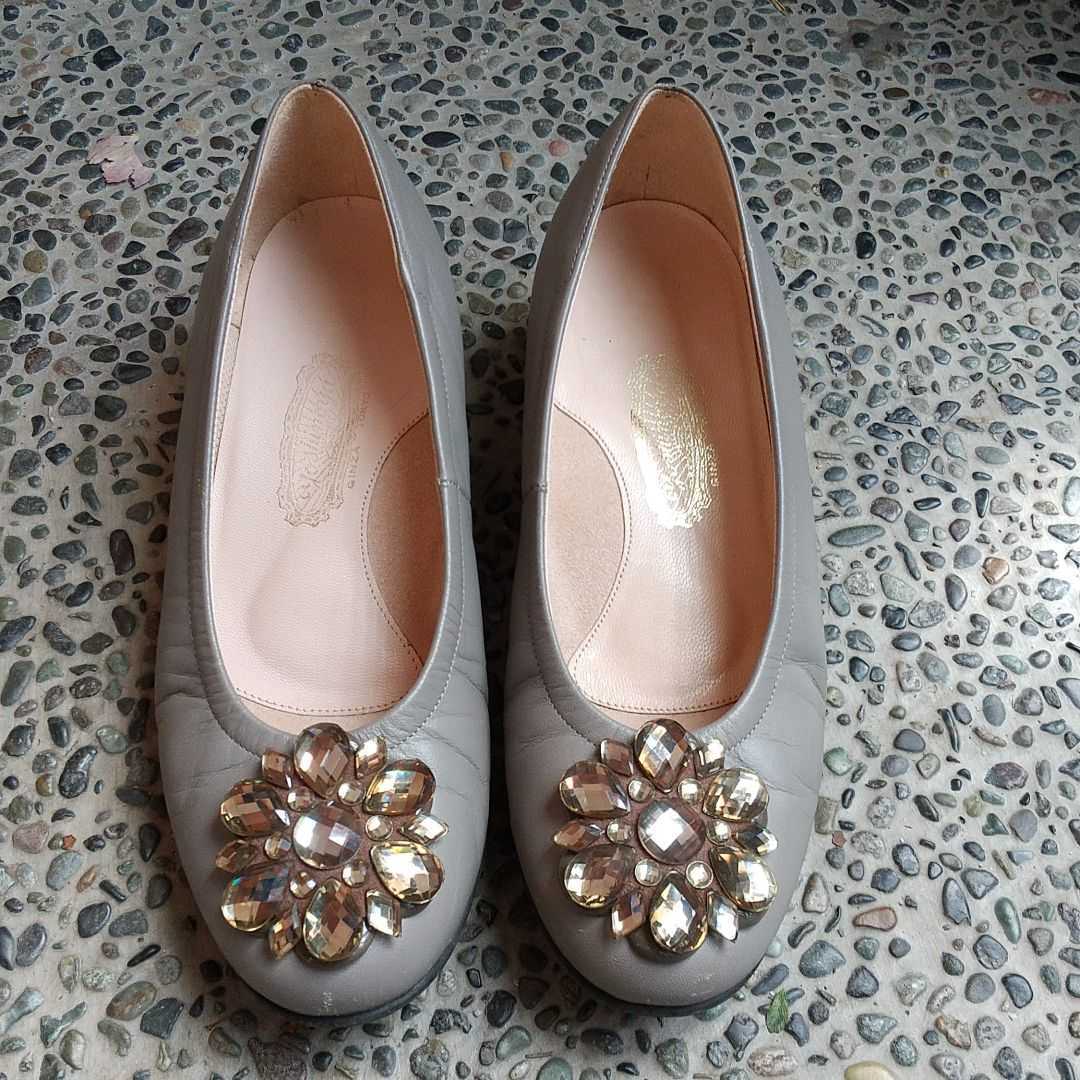 GINZA yoshinoya バレエシューズ サイズ22、5cm拍卖