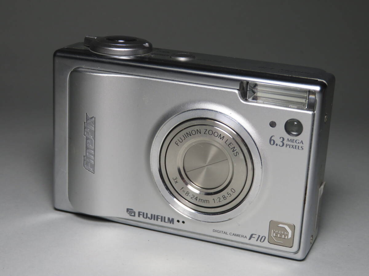 ②外観綺麗! FUJIFILM/フジフィルム カメラ FinePix F10 バッテリー/ケース/ストラップ付 現状品 コンパクトデジタルカメラ lot:52408拍卖
