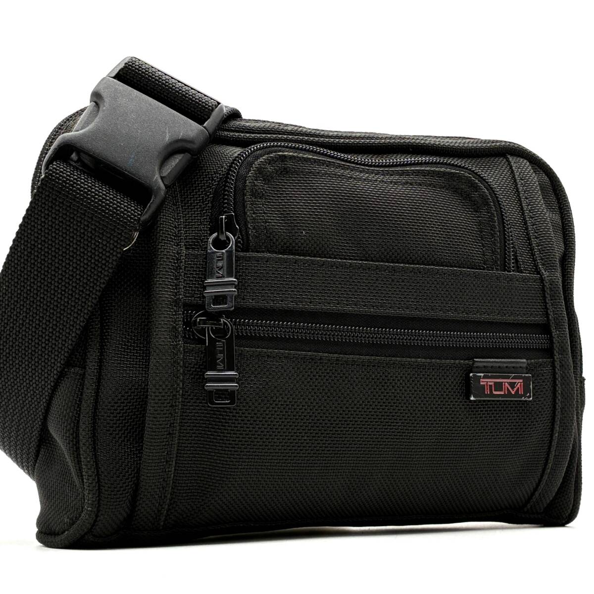 希少 TUMI トゥミ ボディバッグ ショルダーバッグ バリスティックナイロン 斜め掛け ビジネス シンプル 軽量 クロスボディ ブラック 黒拍卖