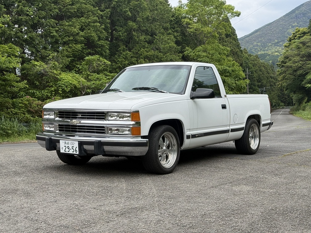 C1500 希少レギュラーキャブ ショートベッド 後期ダッシュ ディスプレイオーディオ ベッドライナー 牽引 自動車税・リサイクル券込拍卖