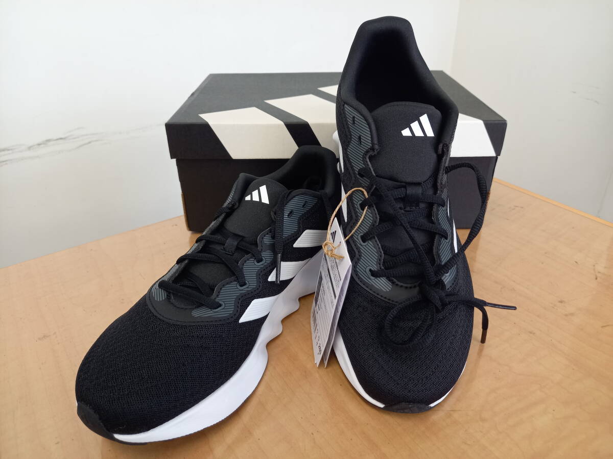 75814 未使用 アディダス adidas スウィッチムーヴ SWITCH MOVE U ID5253 メンズ スニーカー ランニングシューズ ブラック×ホワイト 箱付拍卖