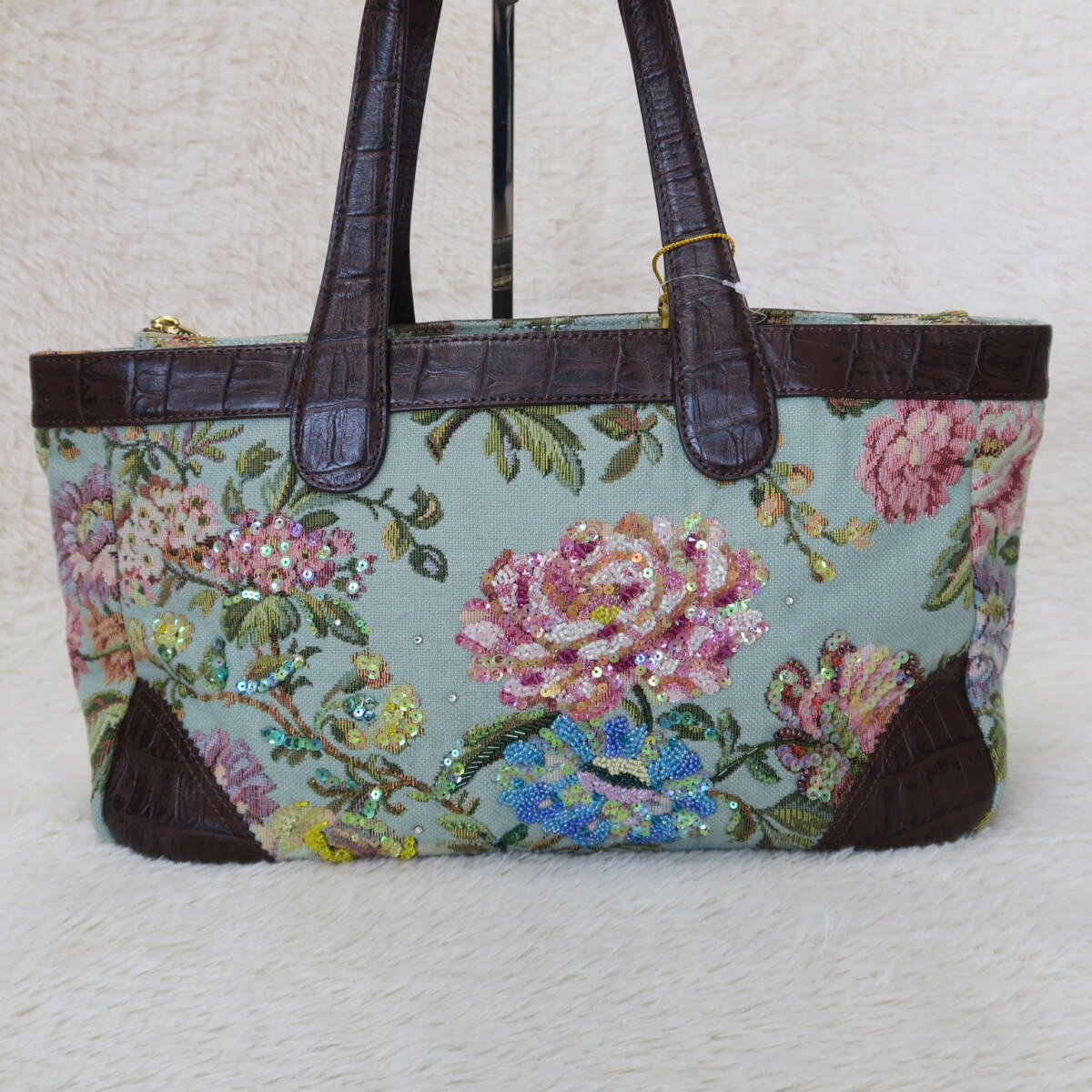 【未使用】Think Bee! シンクビー ビーズ刺繍 ハンドバッグ 花柄 A-27拍卖