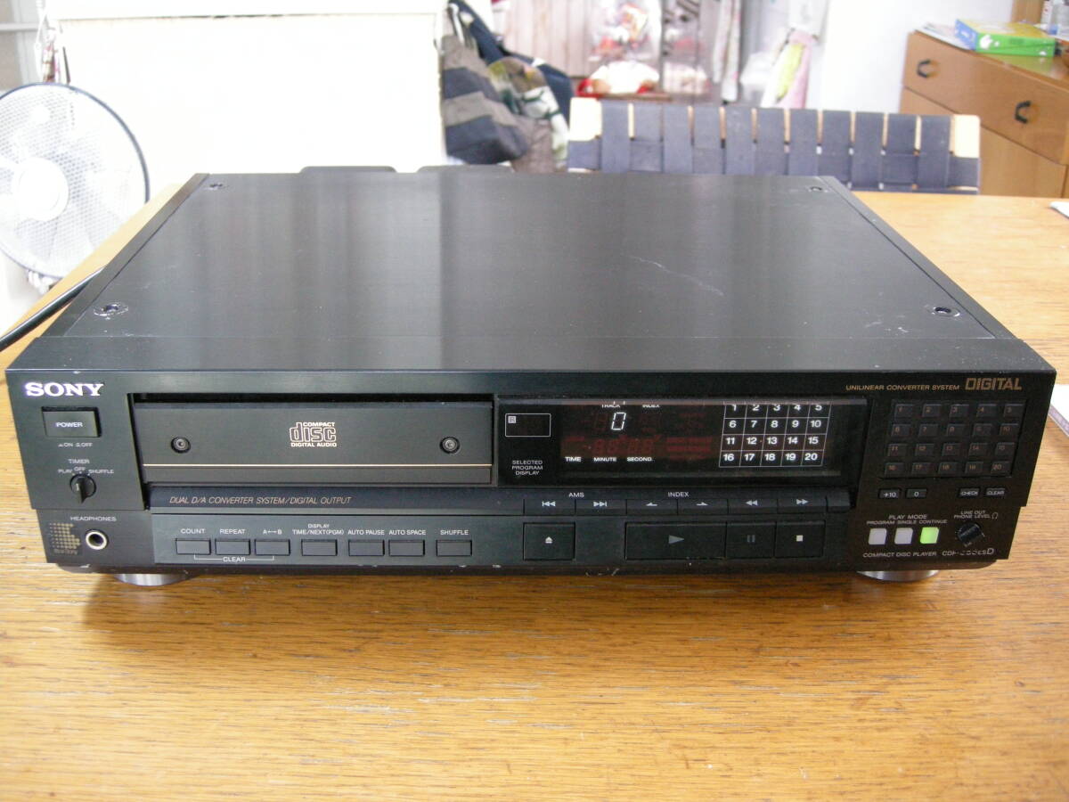 SONY CDP-555ESD CDプレーヤー動作品ですがジャンク扱い拍卖