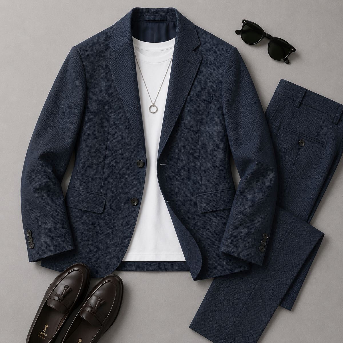 極美品 最高のドレープ感 希少5XL!! HUGO BOSS ヒューゴボス スーツセットアップ 上下 Lanificio Tesse Biella Super100’s ネイビー拍卖