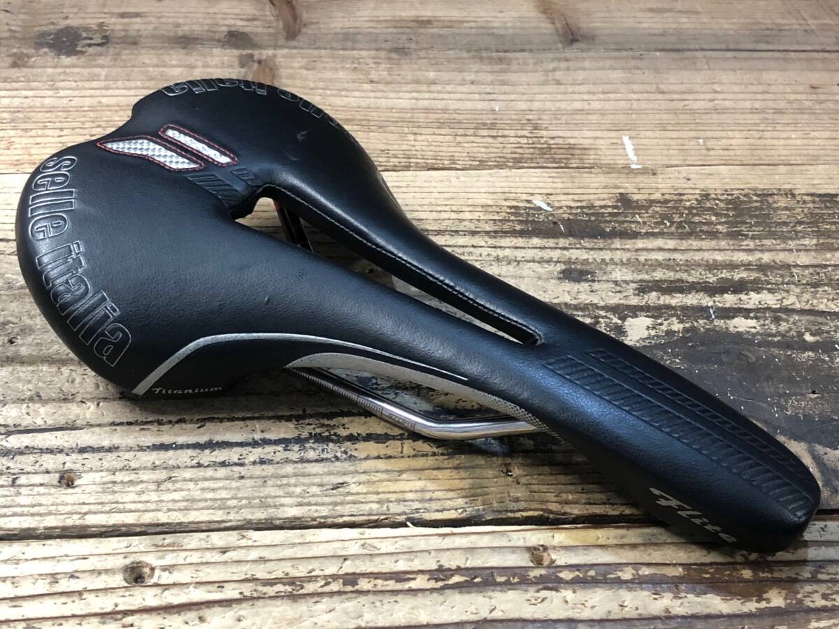 KC787 セライタリア Selle Italia フライト フロー FLITE FLOW Titanium サドル チタンレール 黒拍卖