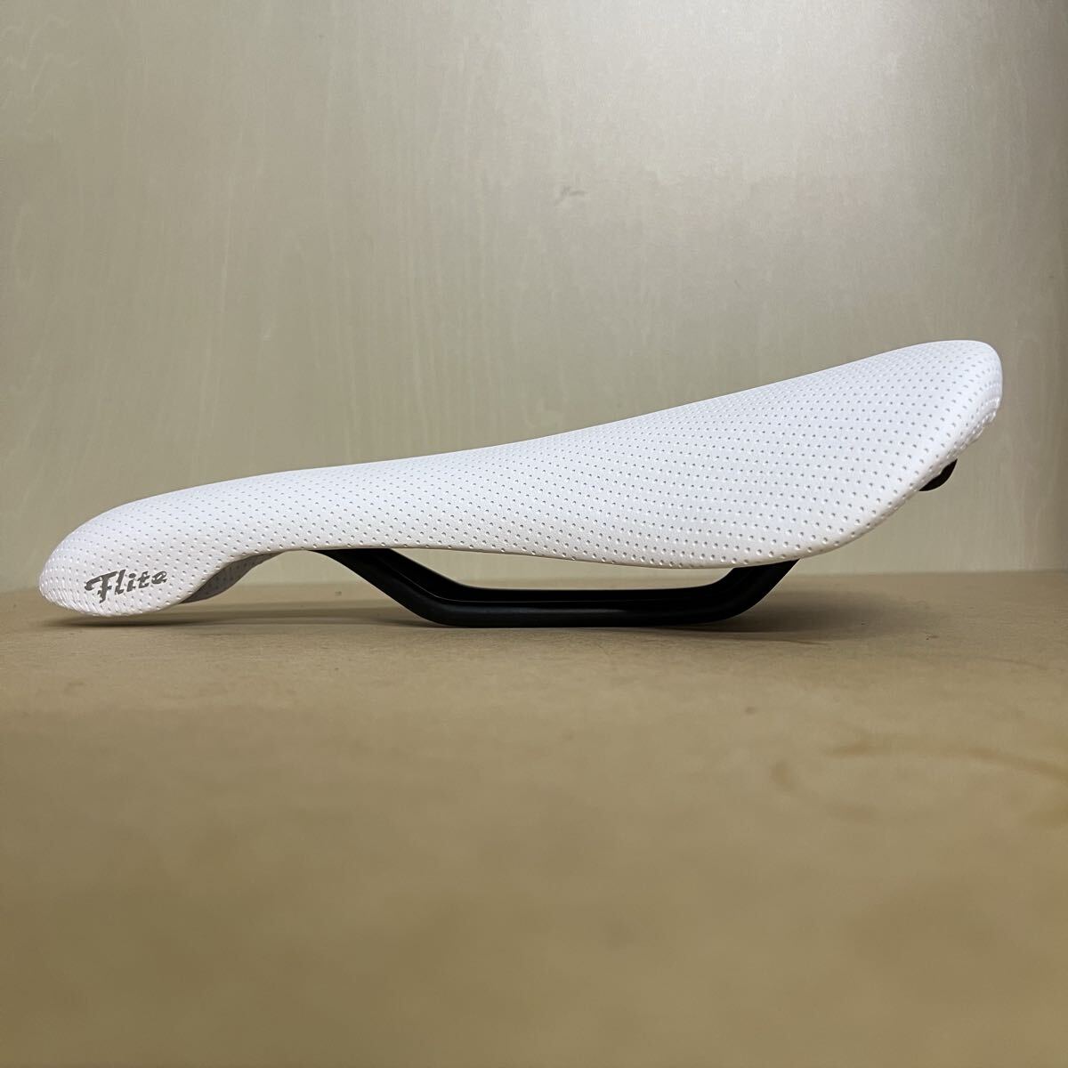 selle italia flite 1990 サドル パンチング ホワイト 白 ピスト セライタリア フライト拍卖