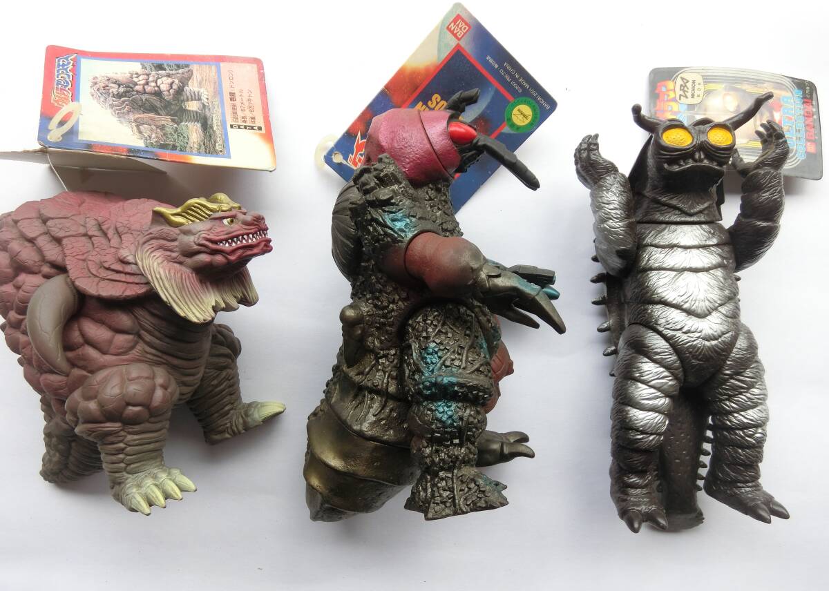 ウルトラマン ウルトラマンコスモス ソフビ怪獣 キーラ ドンロン カオスバグ 3体拍卖
