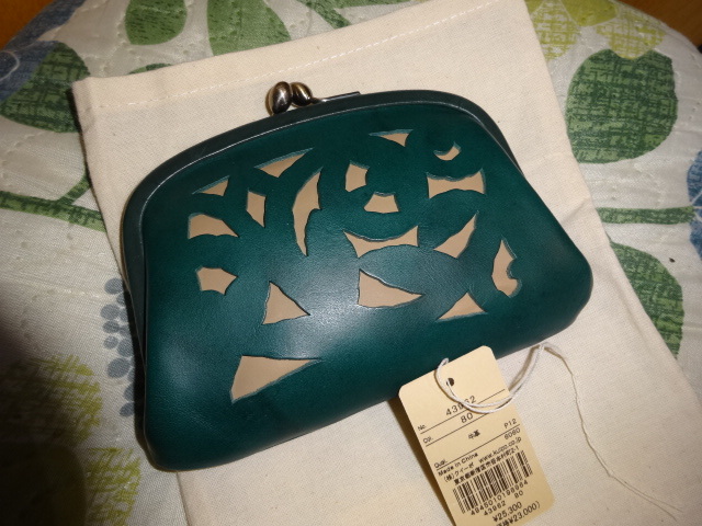 genten ガーデンカットワーク ガマ口財布、未使用。ブルーグリーン色。最終値下げ!拍卖