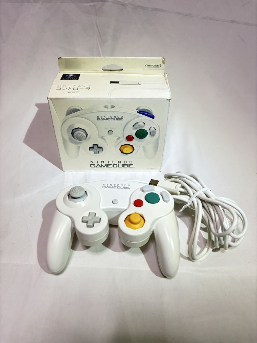 ニンテンドー ゲームキューブ コントローラ ホワイト DOL-003 箱付き拍卖