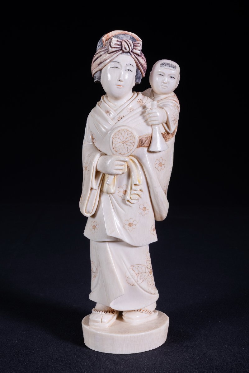 【珍品堂】1円から 東洋彫刻 女性と子供 細密彫刻 白材 時代物 古美術 骨董品 H21cm 重530g M-A34QT-KA5拍卖