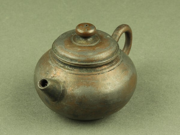 【宇】FA006 銅製 砲口 後手急須 煎茶道具拍卖