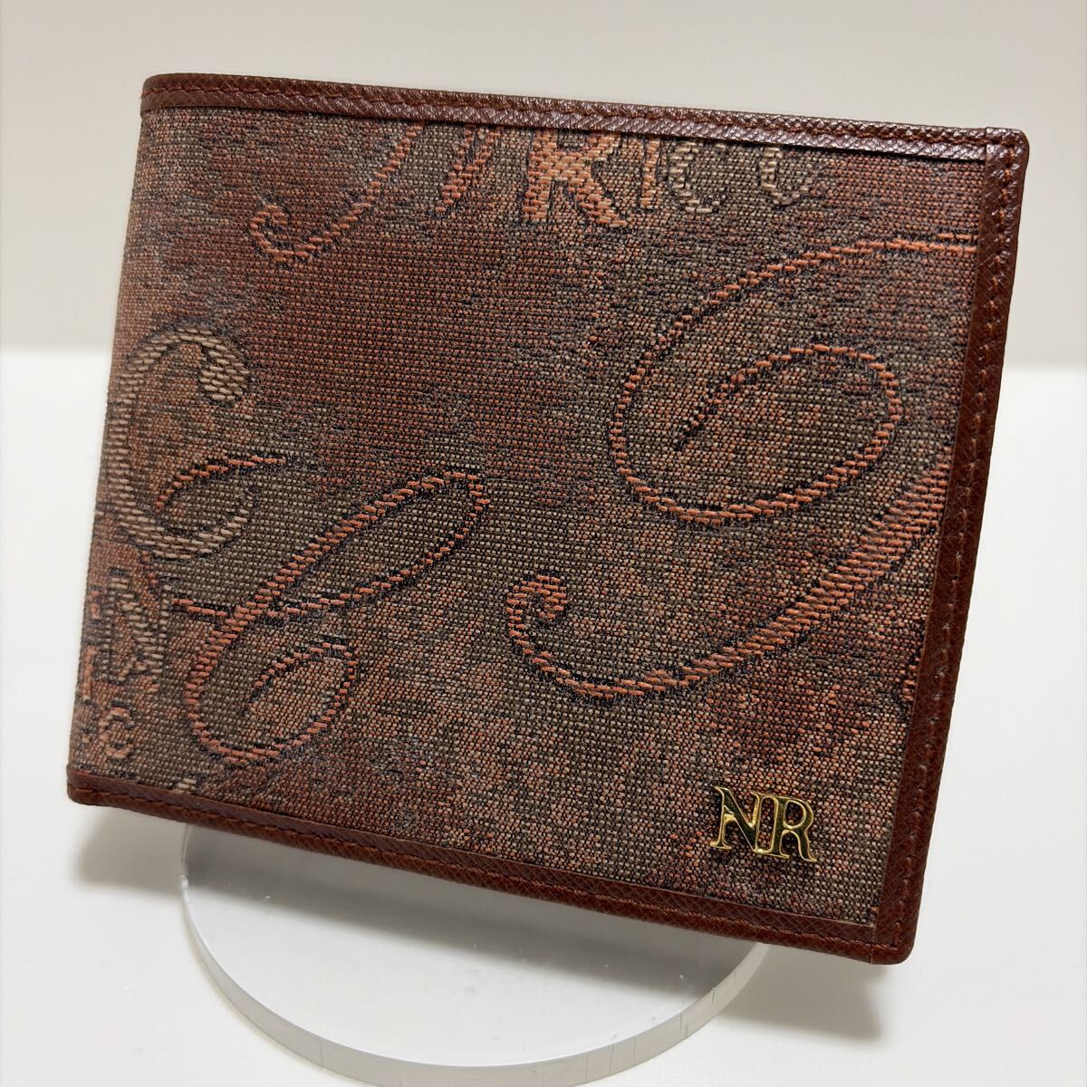 ☆未使用☆◆NINA RICCI ニナ リッチ コンパクト折り財布 茶◆ 小銭入れ 取り外し可 ゴールド ロゴ金具 スペイン製【送料無料】0508拍卖