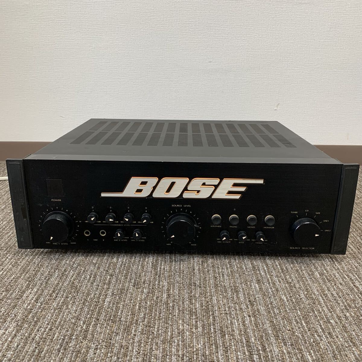 13HS260521UE【BOSE CORPORATION 4702-Ⅲ】 ボーズ プリメインアンプ オーディオ機器 音響機器 ステレオパワーアンプ 通電確認済み拍卖